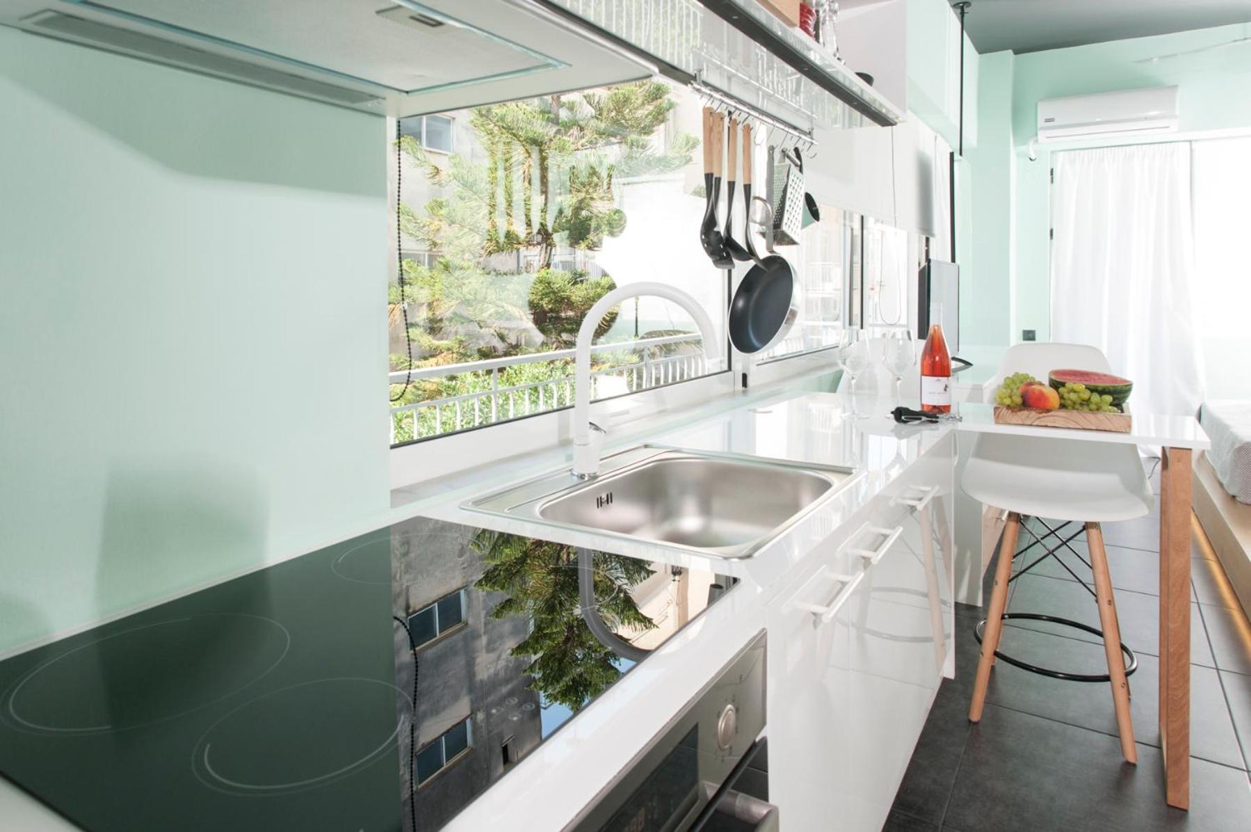 Absolute Comfy Gateway At Centre And Close To Sea Apartment Каламата Екстериор снимка
